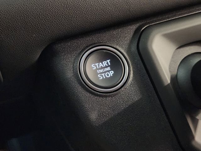 Used 2025 Land Rover Defender 110 X image 20