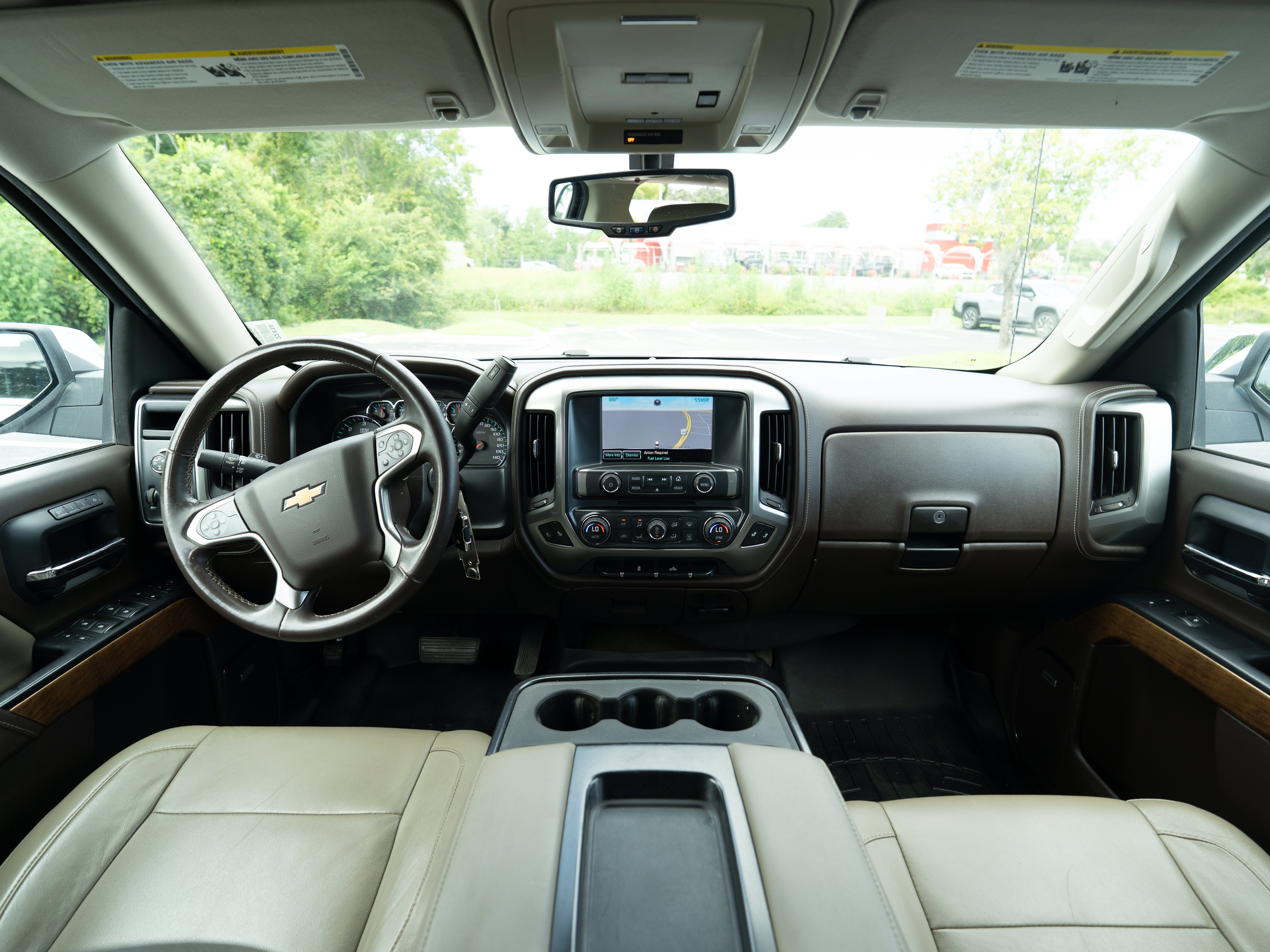 Used 2015 Chevrolet Silverado 1500 LTZ AWD/4WD image 8