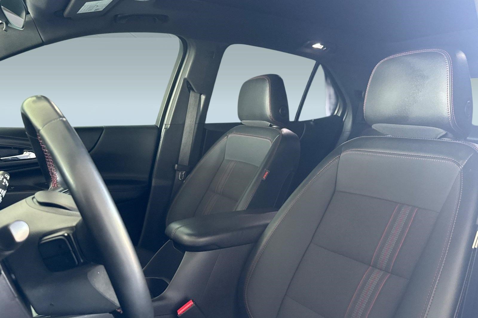 Used 2024 Chevrolet Equinox RS FWD image 27