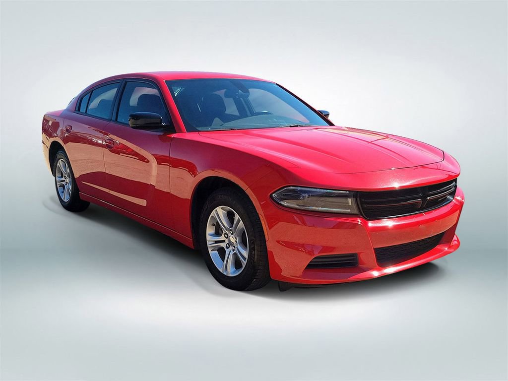 Used 2023 Dodge Charger SXT image 2