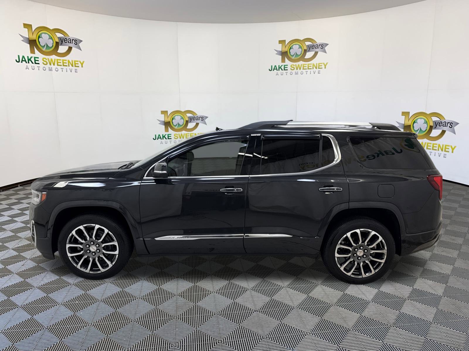 Used 2020 GMC Acadia Denali w/ Denali Ultimate Package