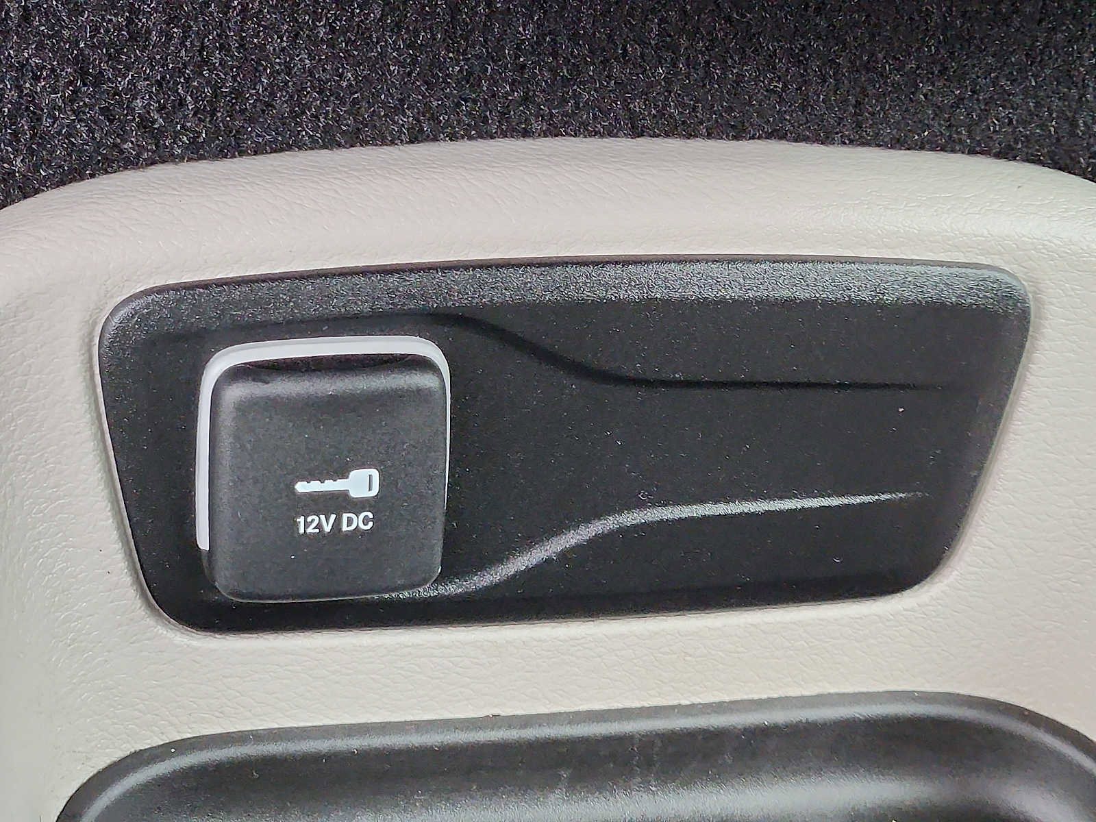 Used 2017 Chrysler Pacifica LX image 24