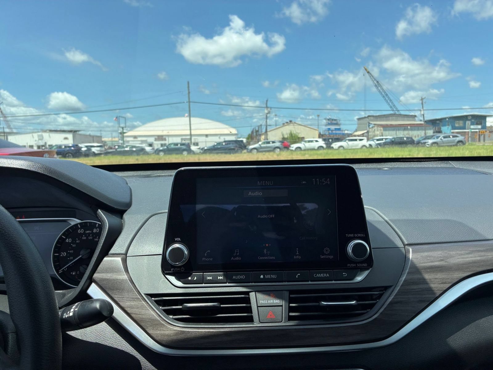 Used 2025 Nissan Altima 2.5 SV FWD image 16