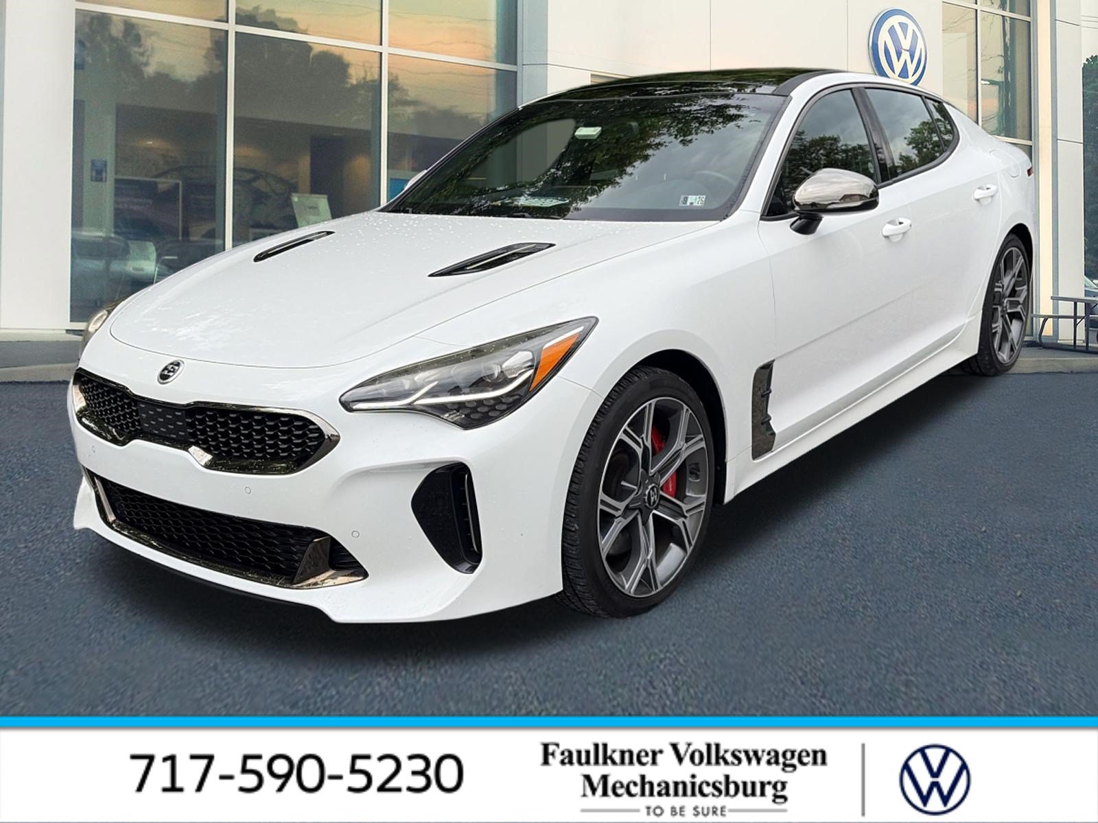 Used 2019 Kia Stinger GT1 AWD/4WD image 1
