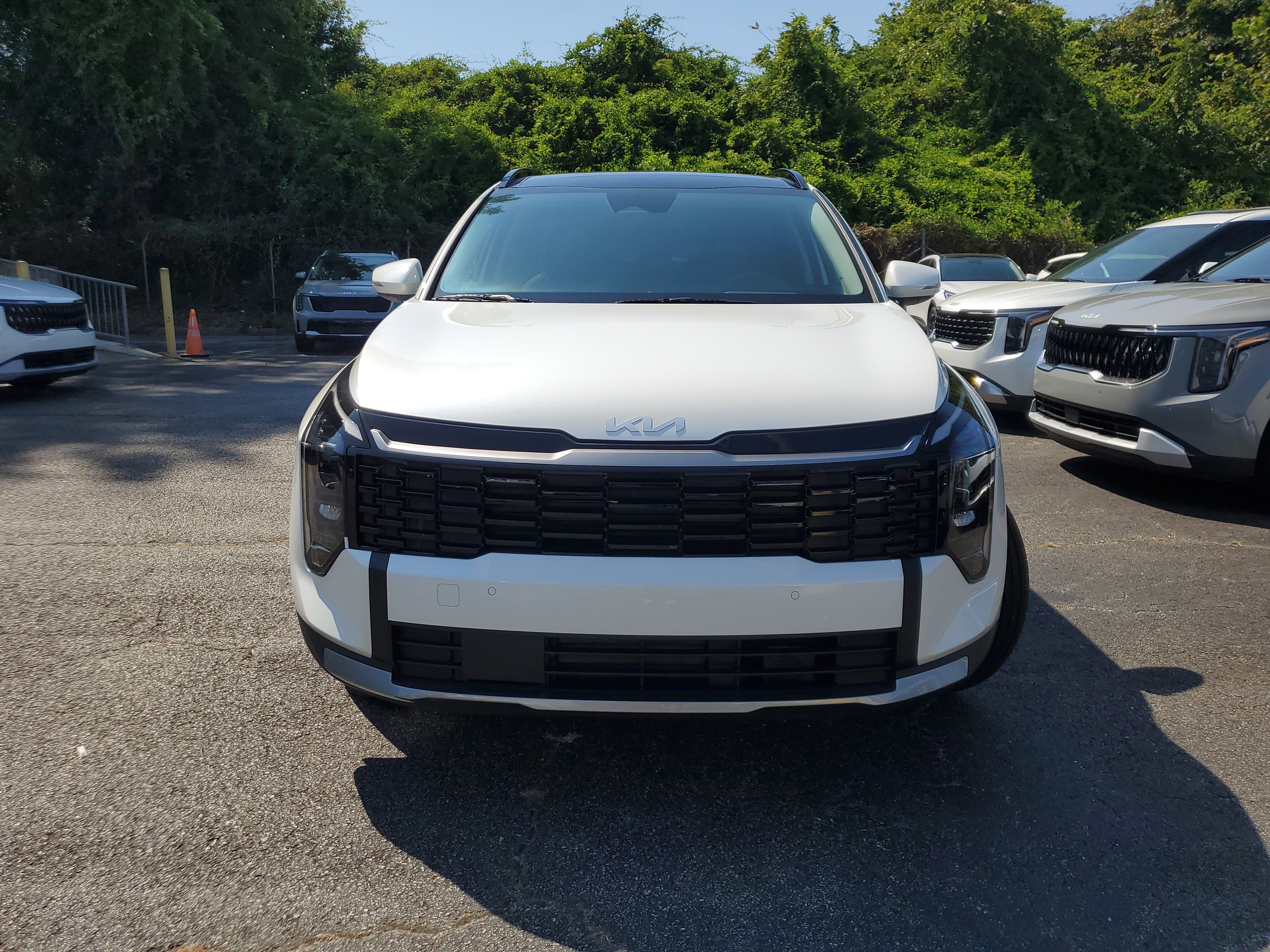 New 2026 Kia Sportage EX image 2