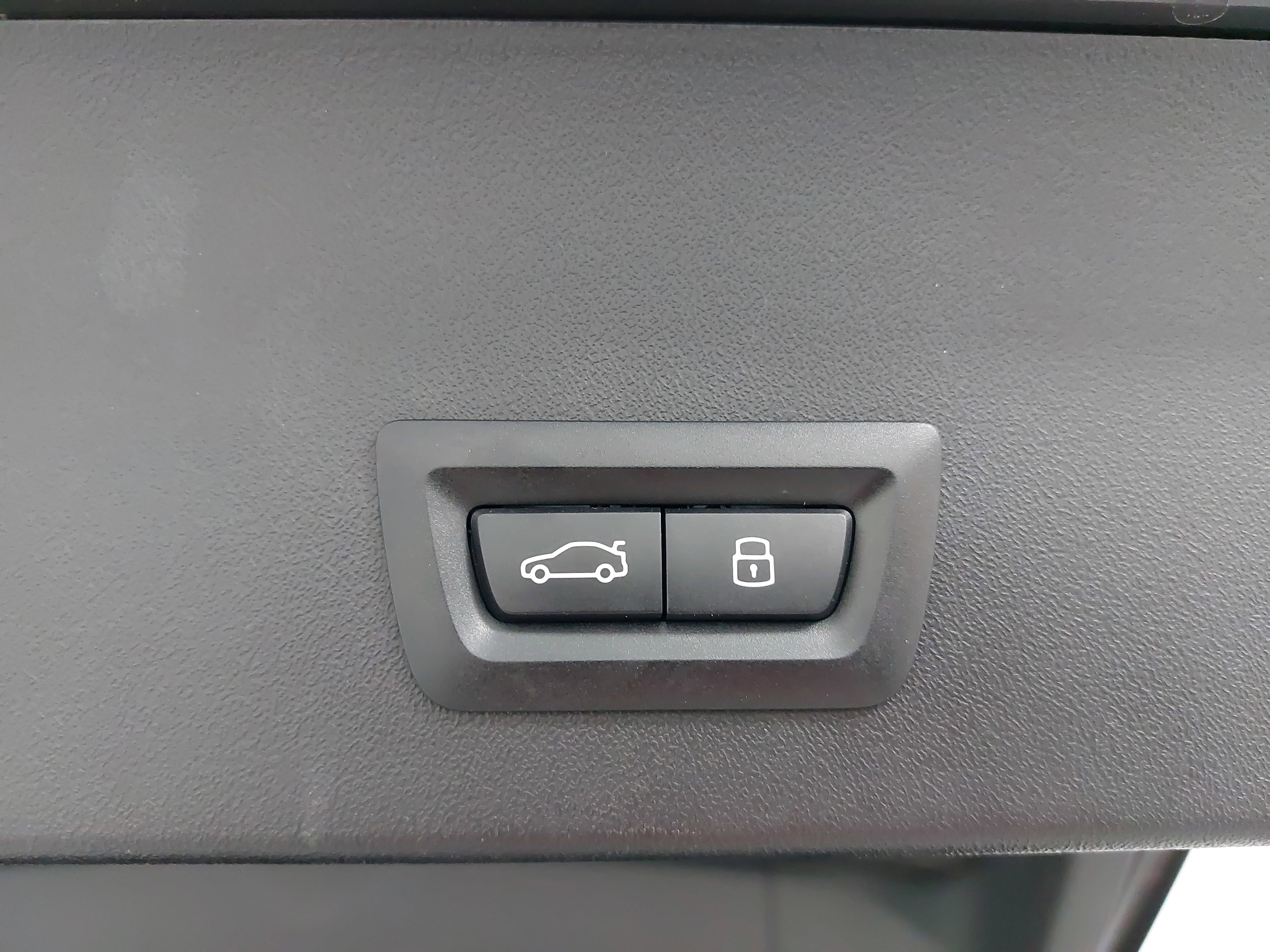 Used 2025 BMW X3 xDrive30i AWD/4WD image 15