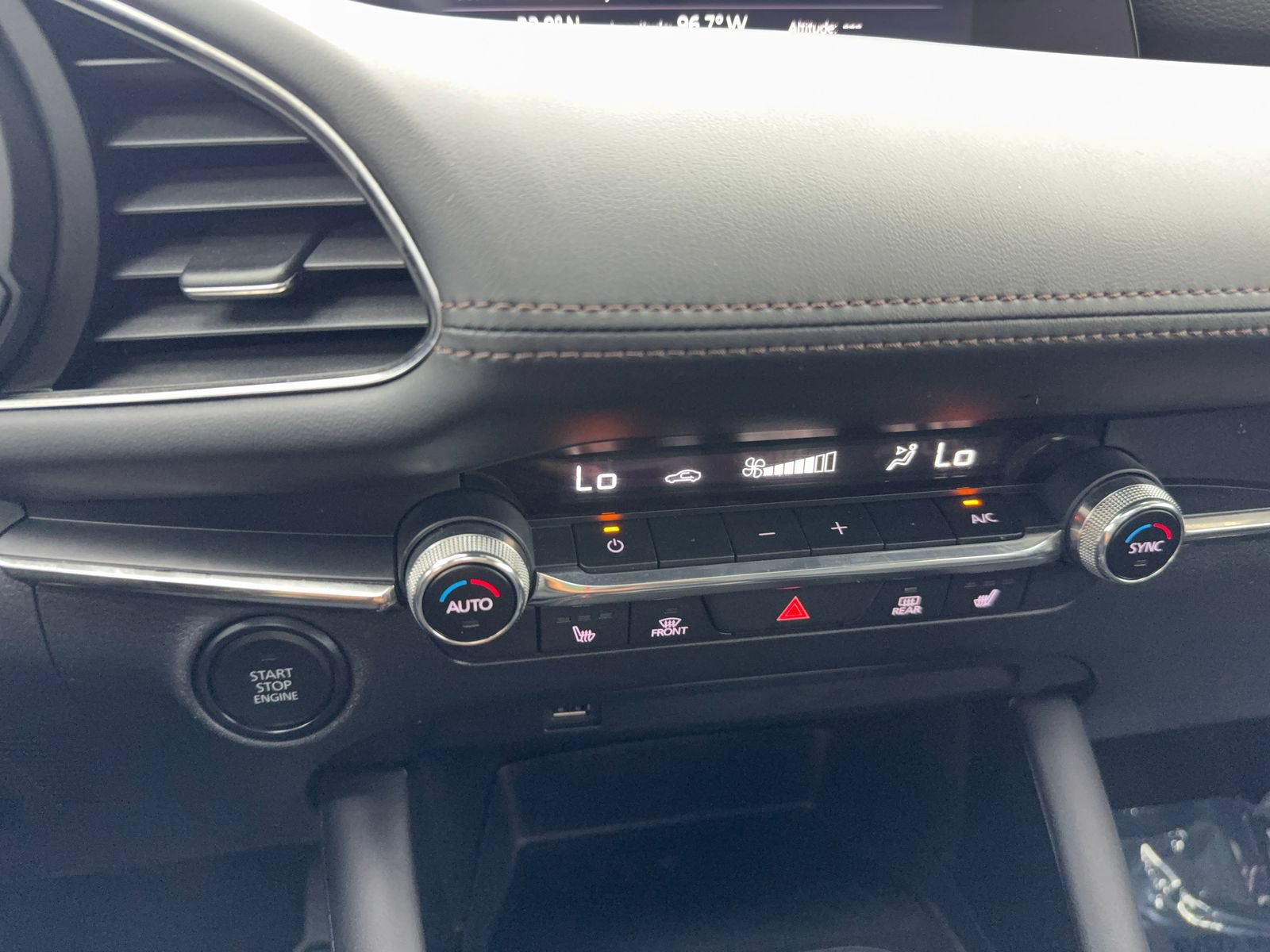 Used 2021 MAZDA MAZDA3 s FWD image 28