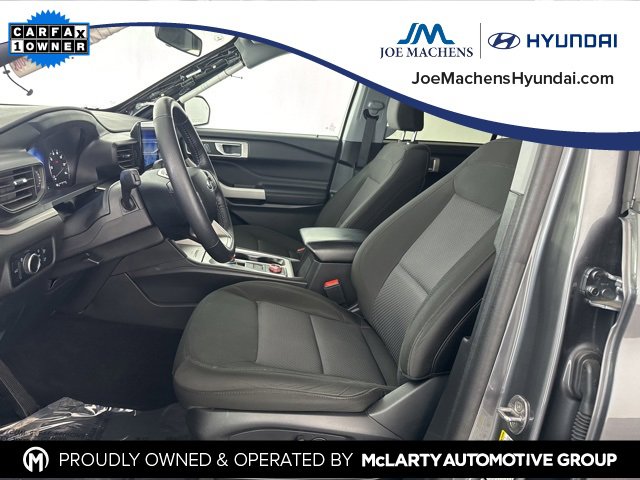 Used 2023 Ford Explorer XLT image 24