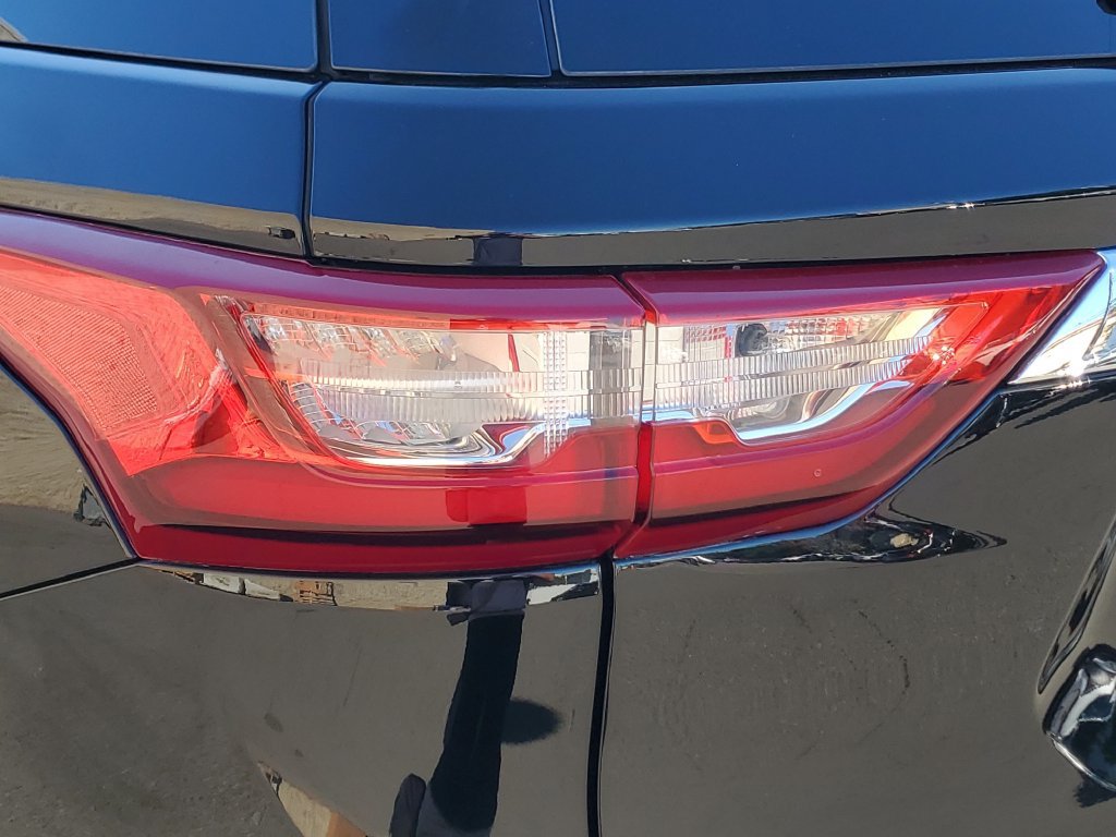 Used 2020 Chevrolet Traverse LS FWD image 7