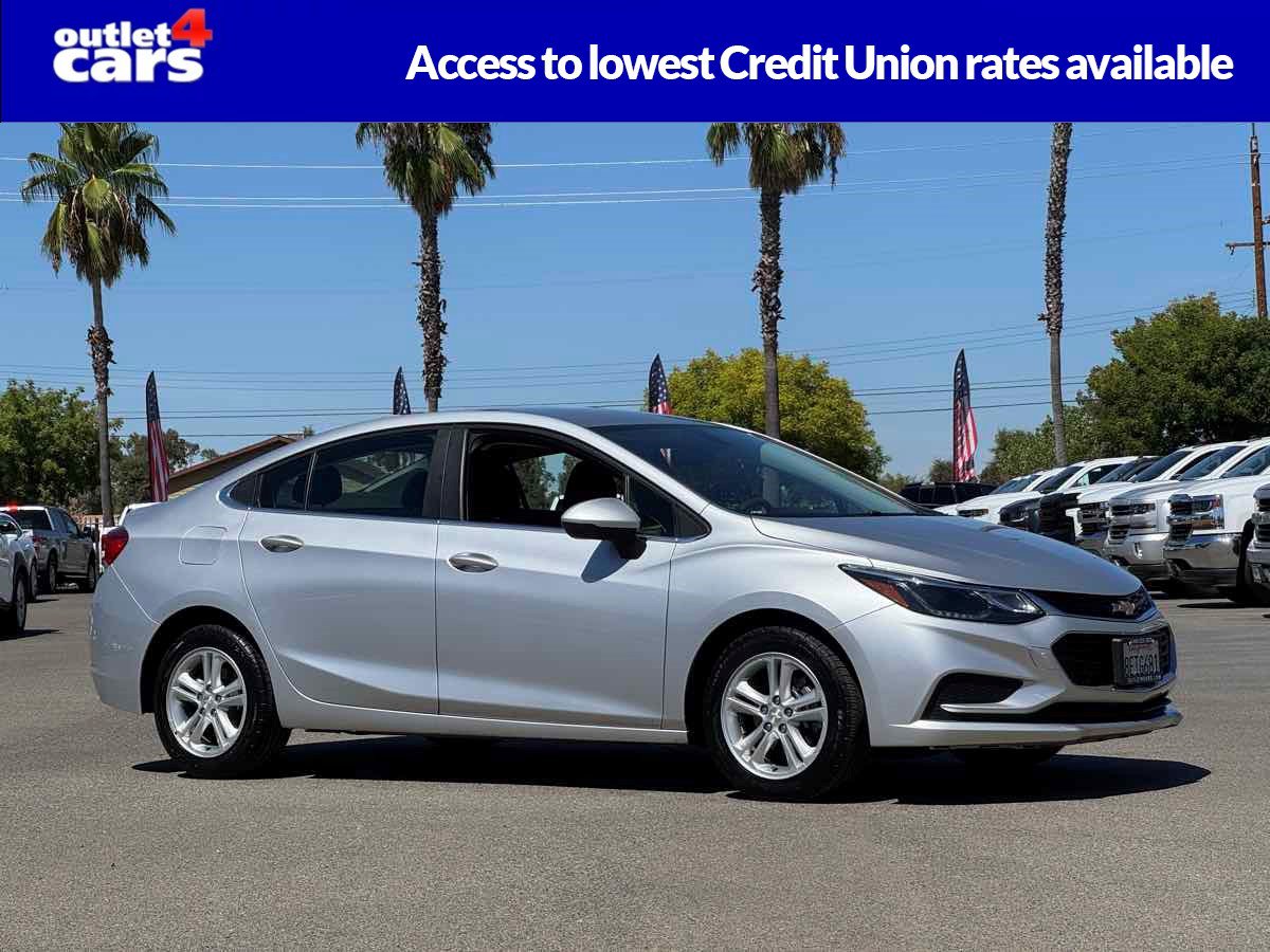 Used 2018 Chevrolet Cruze LT w/ LT Fleet Convenience Package