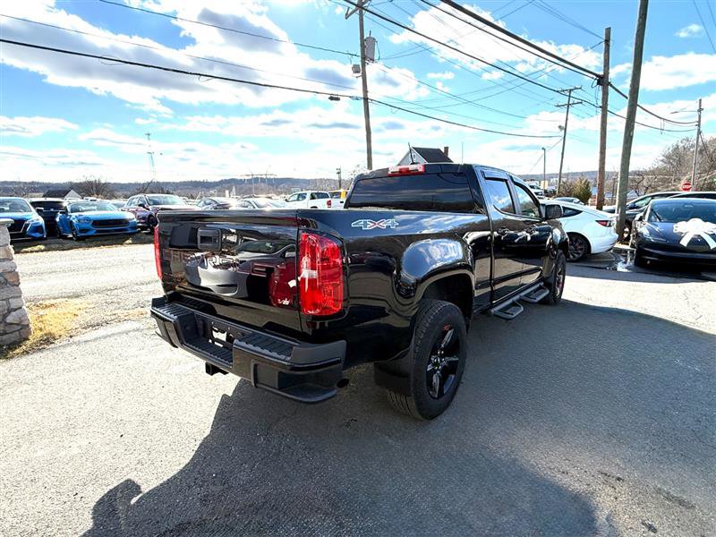 Used 2022 Chevrolet Colorado LT w/ Redline Special Edition image 4