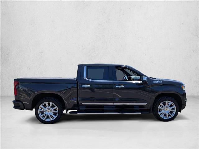 Used 2023 Chevrolet Silverado 1500 High Country w/ High Country Premium Package AWD/4WD video 4