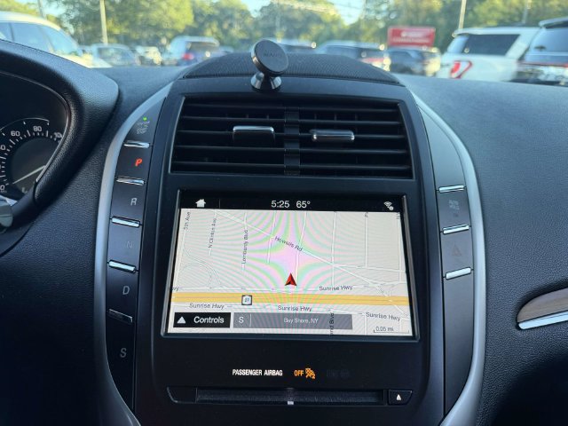 Used 2019 Lincoln MKC Select w/ Select Plus Package AWD/4WD image 21