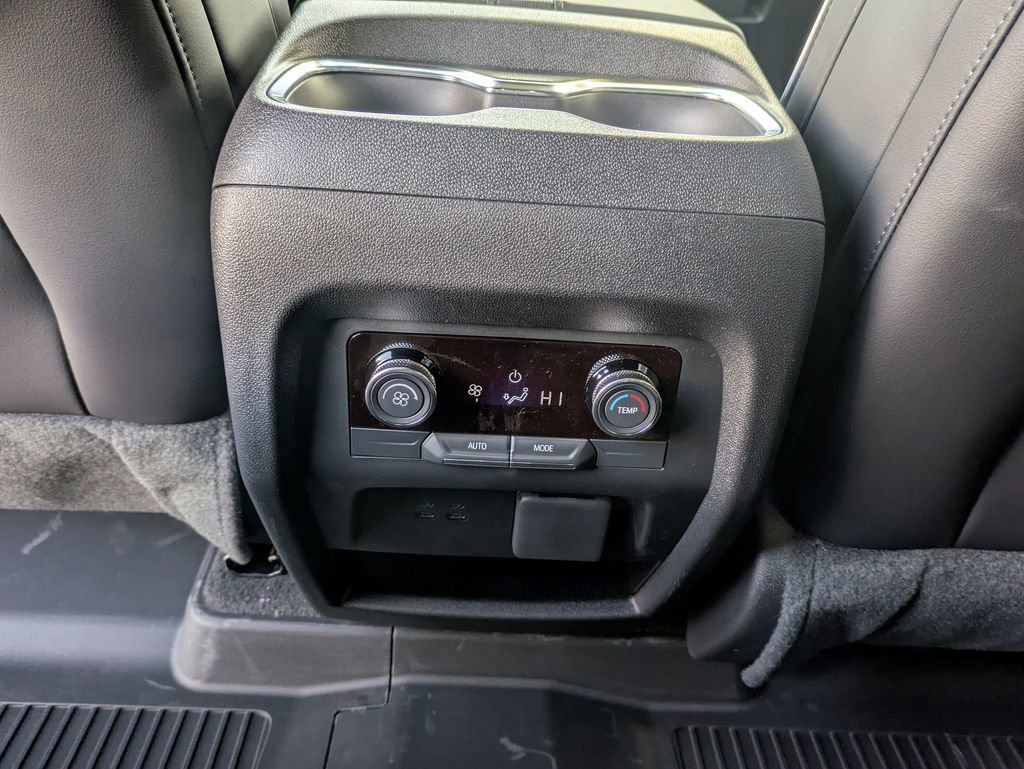 New 2026 Buick Enclave Preferred w/ Power Package AWD/4WD image 11