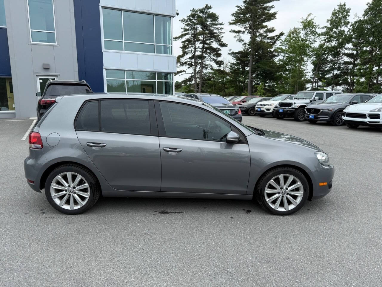 Used 2014 Volkswagen Golf TDI FWD image 5