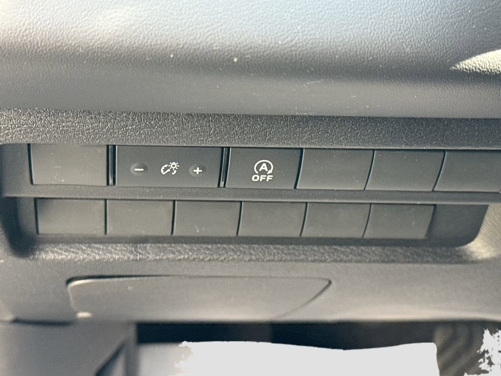 New 2026 Mitsubishi Outlander LE FWD image 10