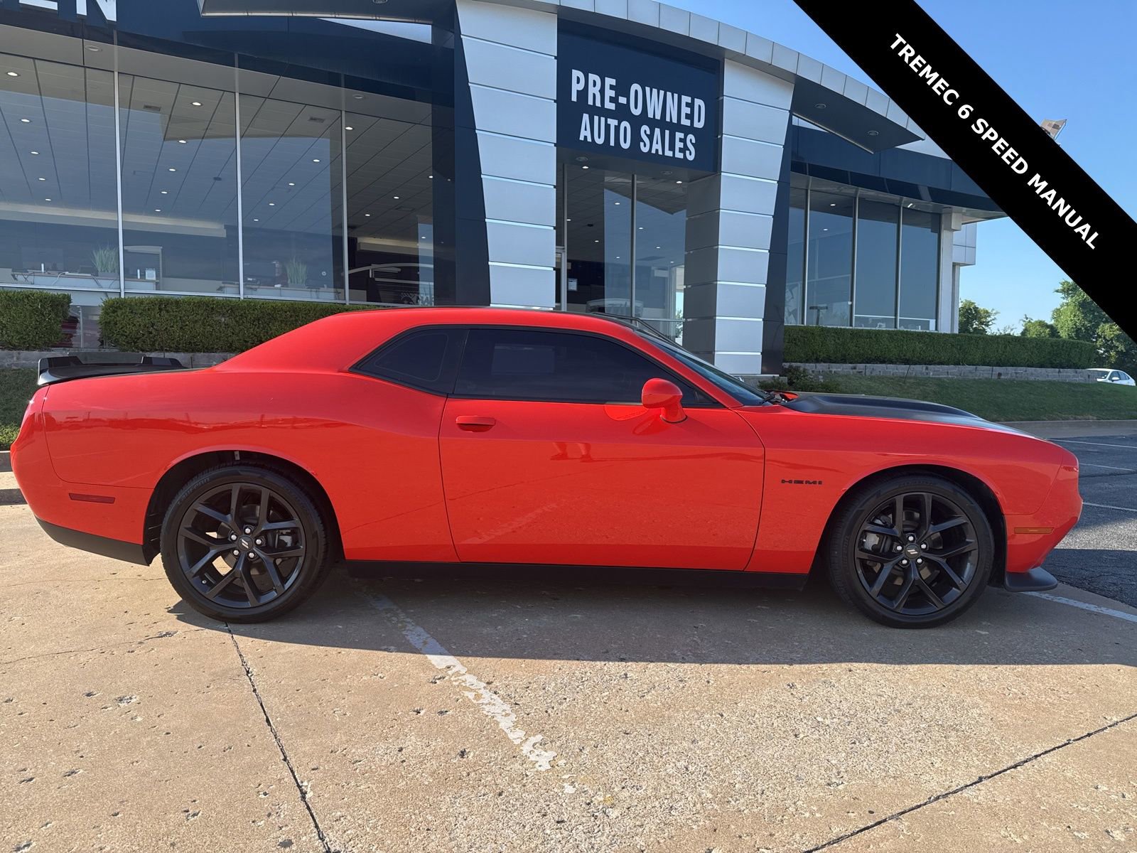 Used 2022 Dodge Challenger R/T w/ Blacktop Package image 2