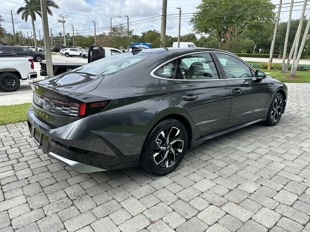 Used 2025 Hyundai Sonata SEL FWD image 17