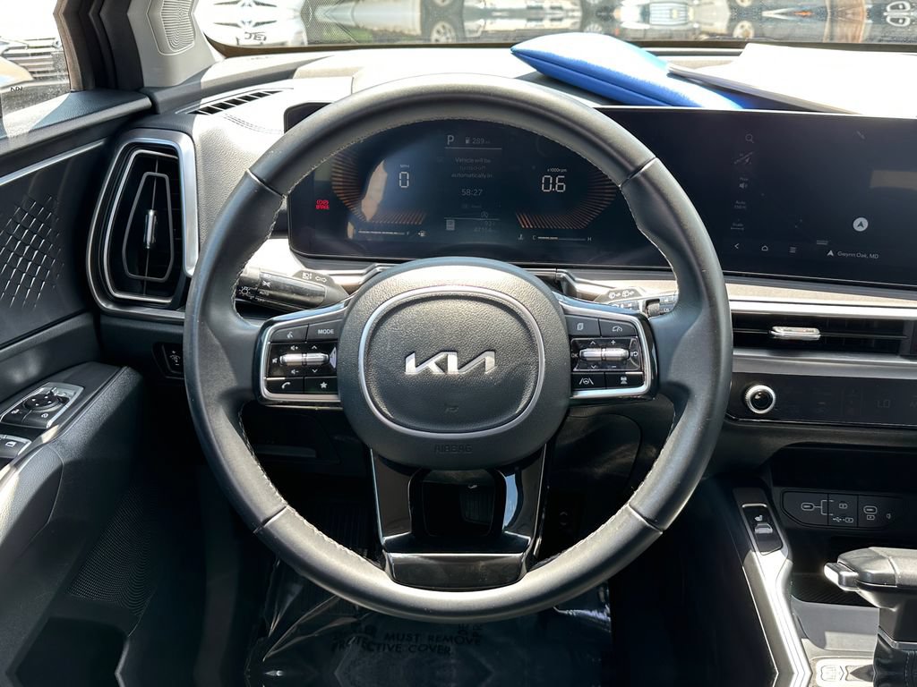Used 2024 Kia Sorento S AWD/4WD image 12
