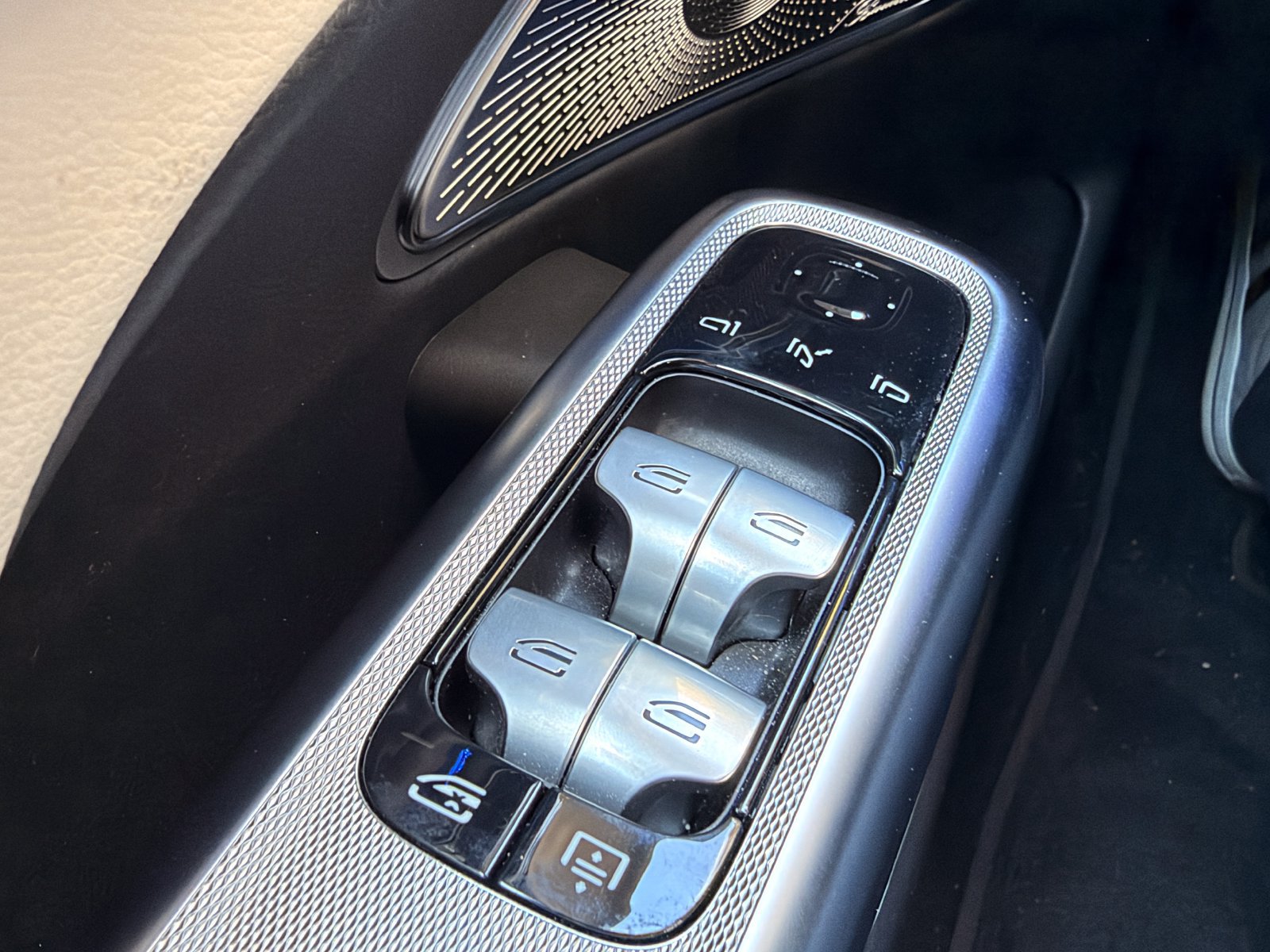 Certified 2024 Mercedes-Benz E 450 4MATIC Sedan image 21