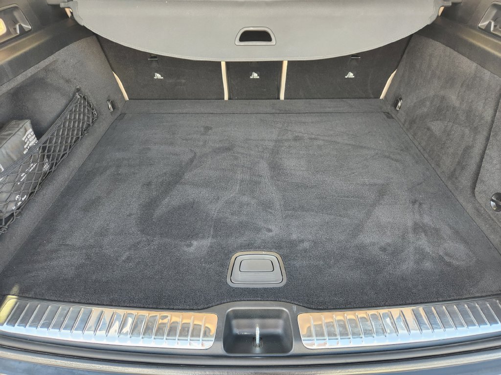 Used 2021 Mercedes-Benz GLE 350 4MATIC image 32
