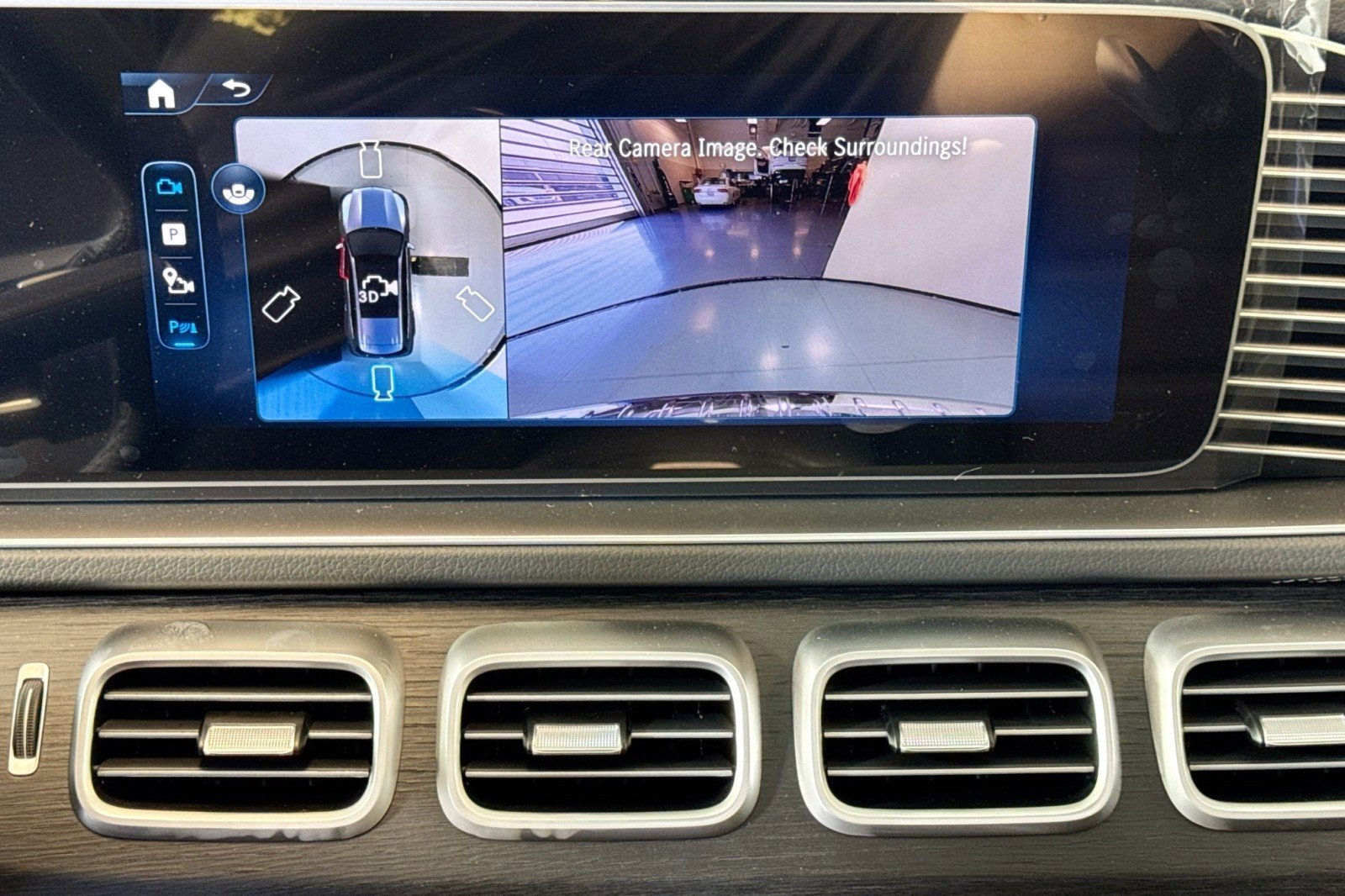 New 2026 Mercedes-Benz GLS 450 4MATIC image 13