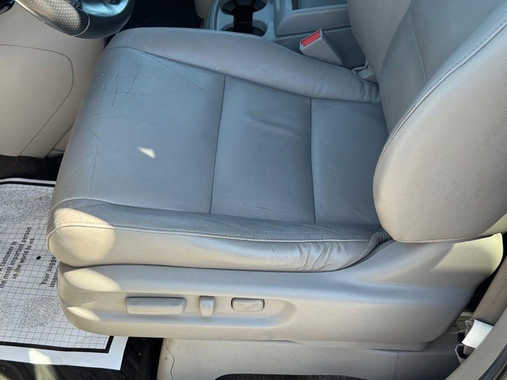 Used 2012 Honda Odyssey EX-L image 16