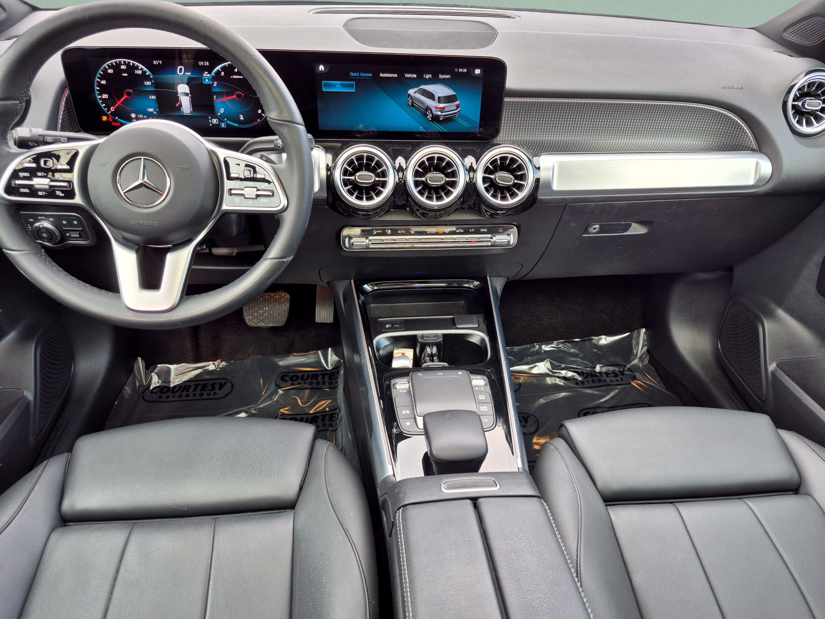 Used 2023 Mercedes-Benz GLB 250 image 15
