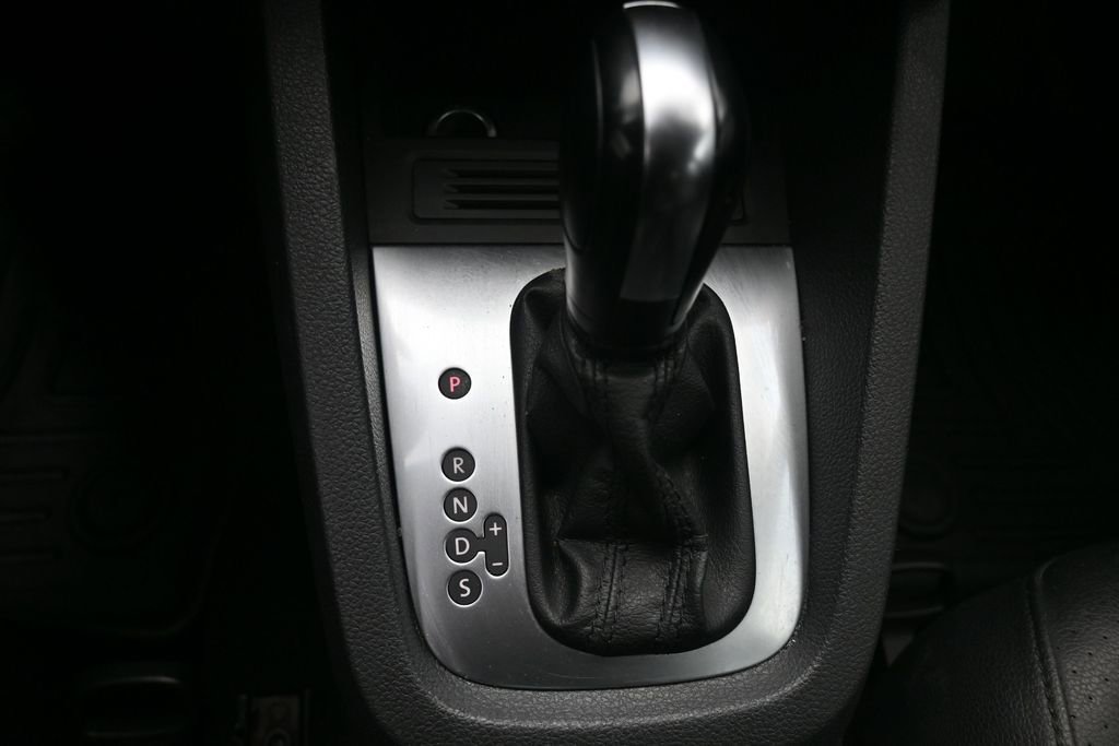 Used 2014 Volkswagen Jetta SE FWD image 12