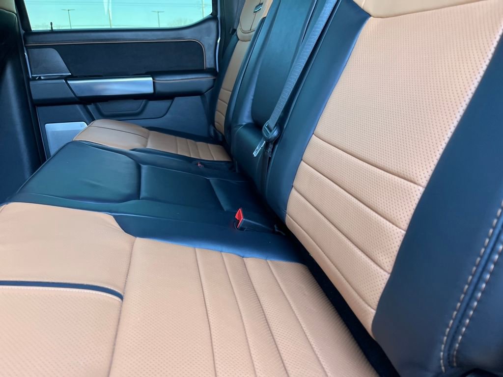 Used 2024 Ford F350 Platinum image 25