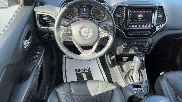 Used 2019 Jeep Cherokee Limited image 11