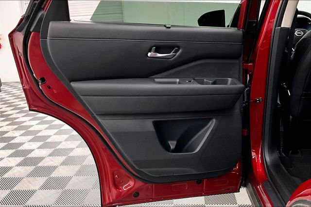 New 2026 Nissan Pathfinder SL image 36