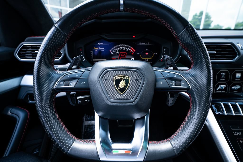 Used 2021 Lamborghini Urus AWD/4WD image 35