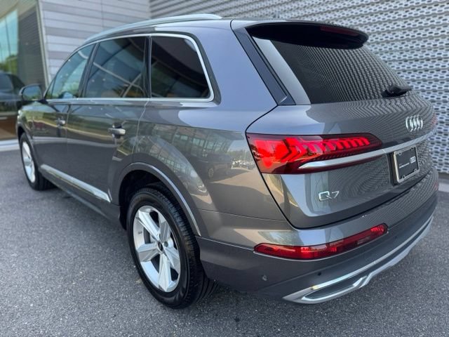 Certified 2023 Audi Q7 3.0T Premium w/ Convenience Package AWD/4WD image 3