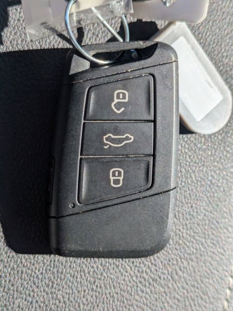 Used 2024 Volkswagen Taos S FWD image 31