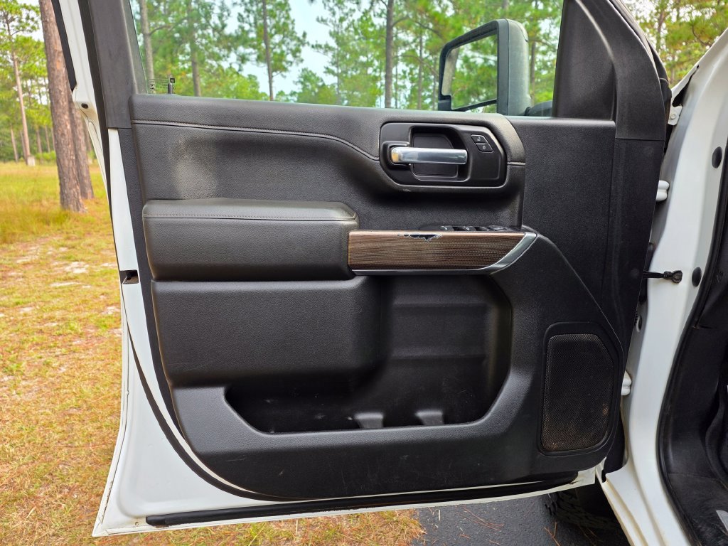 Used 2020 Chevrolet Silverado 3500 LT w/ Convenience Package AWD/4WD image 11