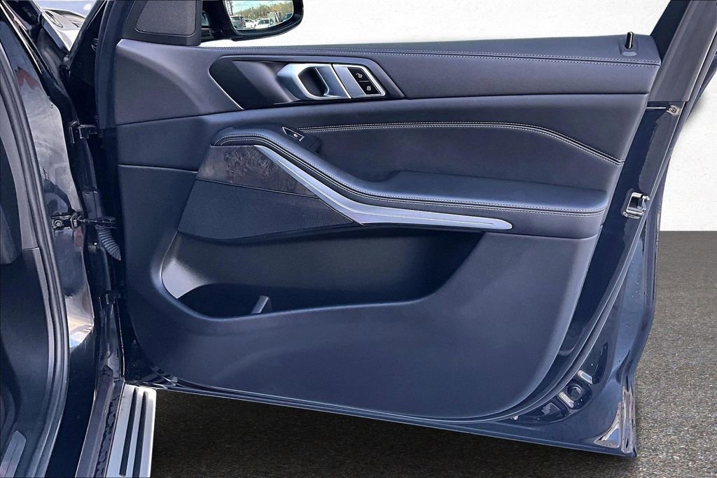 Used 2023 BMW X5 xDrive40i image 24