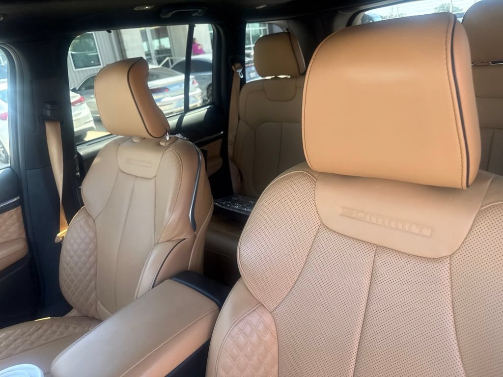 Used 2022 Jeep Grand Cherokee Summit w/ Adv Protech Group IV AWD/4WD image 16