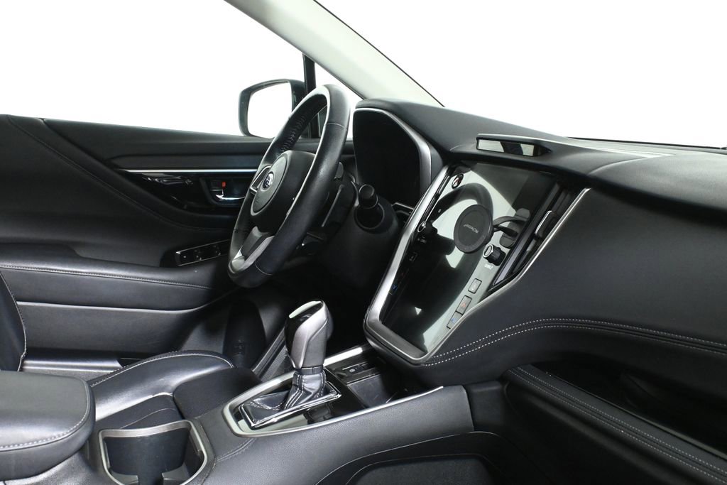 Used 2022 Subaru Outback Limited image 35