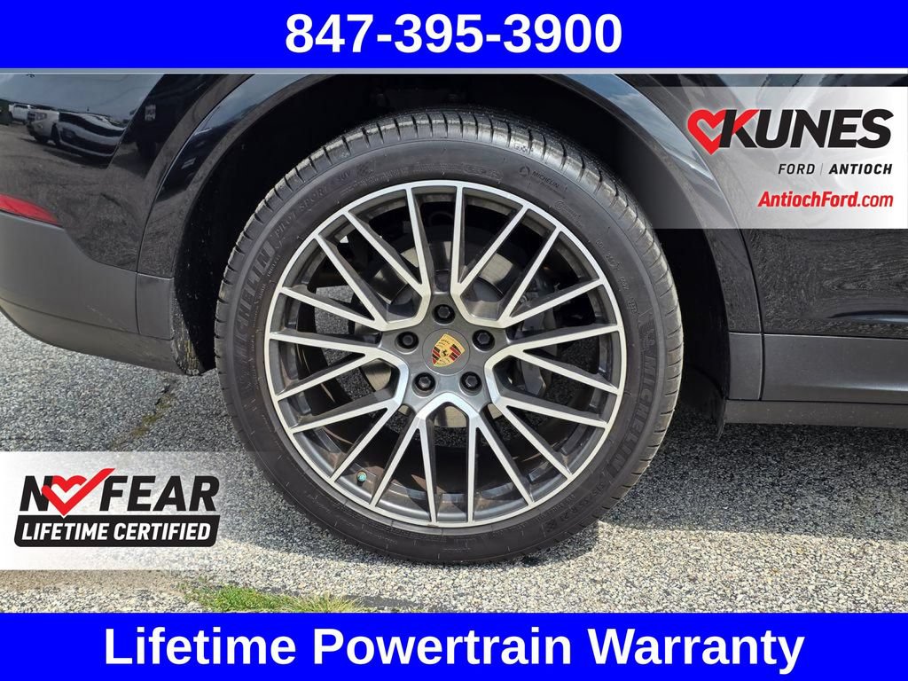 Used 2019 Porsche Cayenne S AWD/4WD image 14