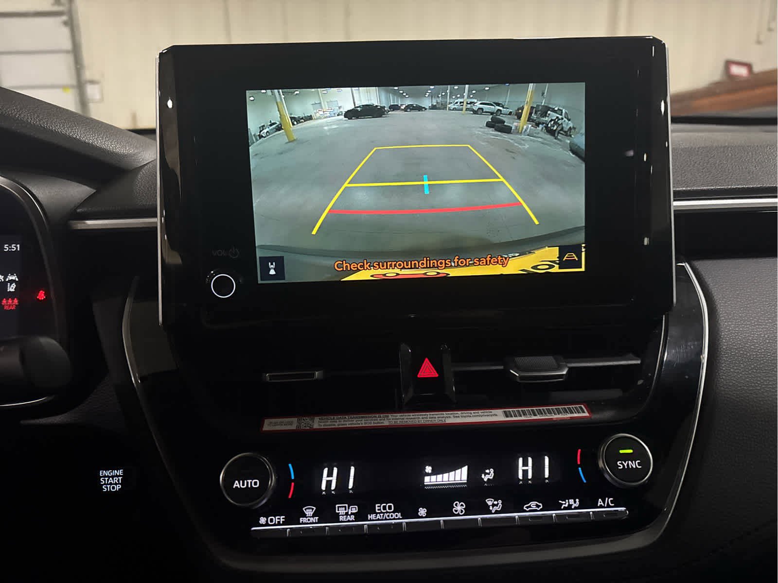 Used 2025 Toyota Corolla Cross XLE image 11