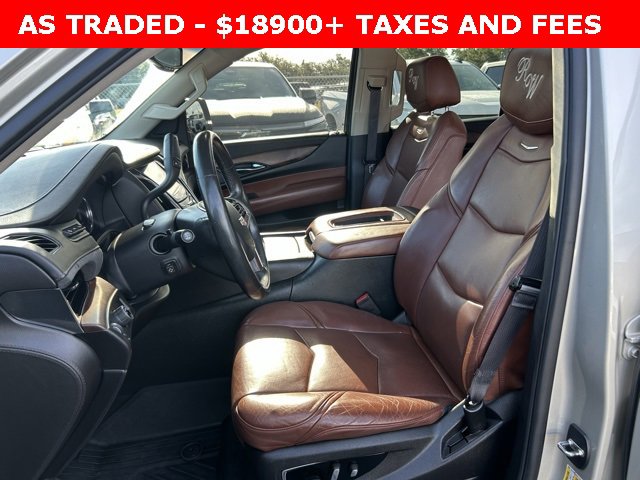 Used 2016 Cadillac Escalade Luxury image 14