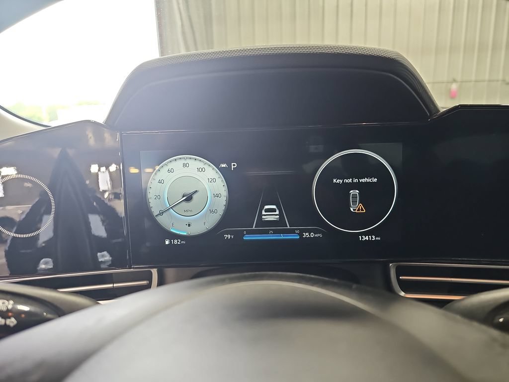 Certified 2023 Hyundai Elantra SEL w/ Convenience Package FWD image 18