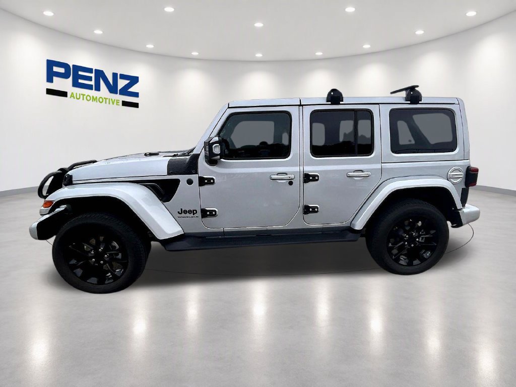 Used 2023 Jeep Wrangler Unlimited Sahara AWD/4WD image 5