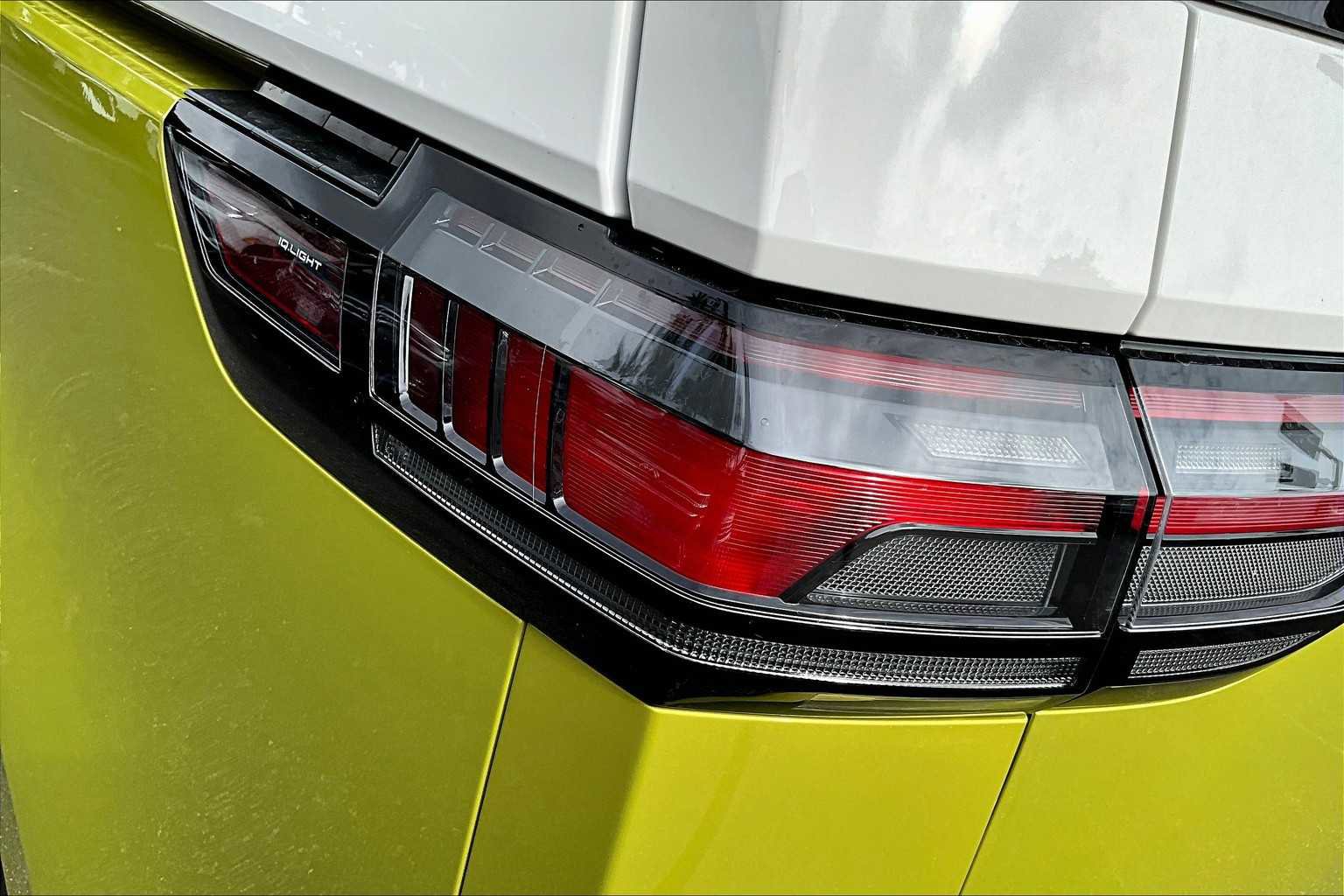 New 2025 Volkswagen ID. Buzz 1st Edition image 14