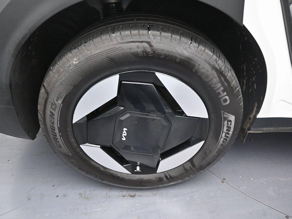 Used 2024 Kia EV9 Light Long Range image 40