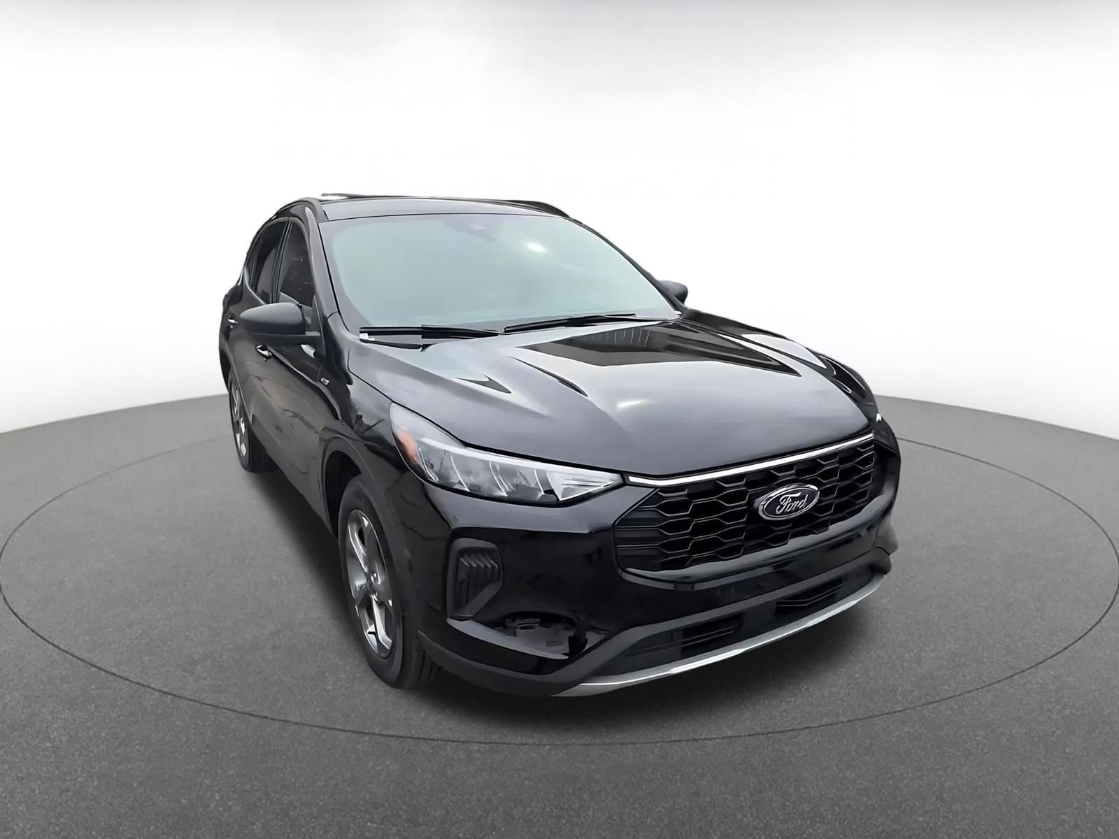Used 2025 Ford Escape ST-Line AWD/4WD image 3