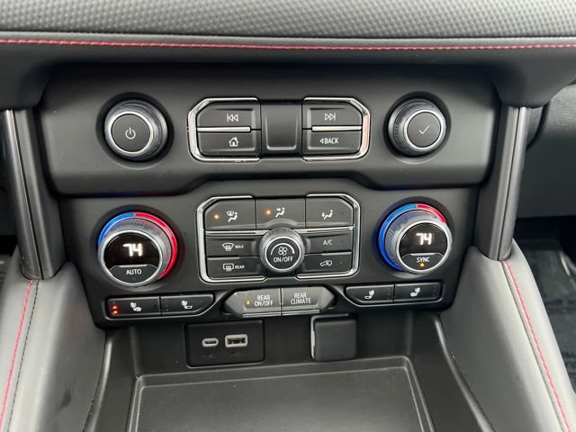 Certified 2024 Chevrolet Suburban RST w/ Luxury Package image 15