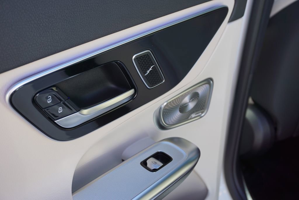 New 2026 Mercedes-Benz GLC 300 4MATIC image 42