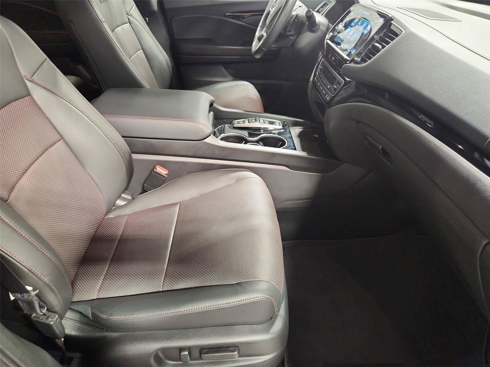 Used 2025 Honda Ridgeline Black Edition image 25